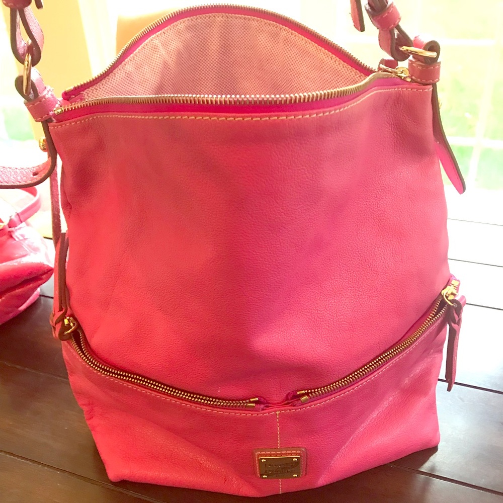 SOLD Dooney & Bourke handbag